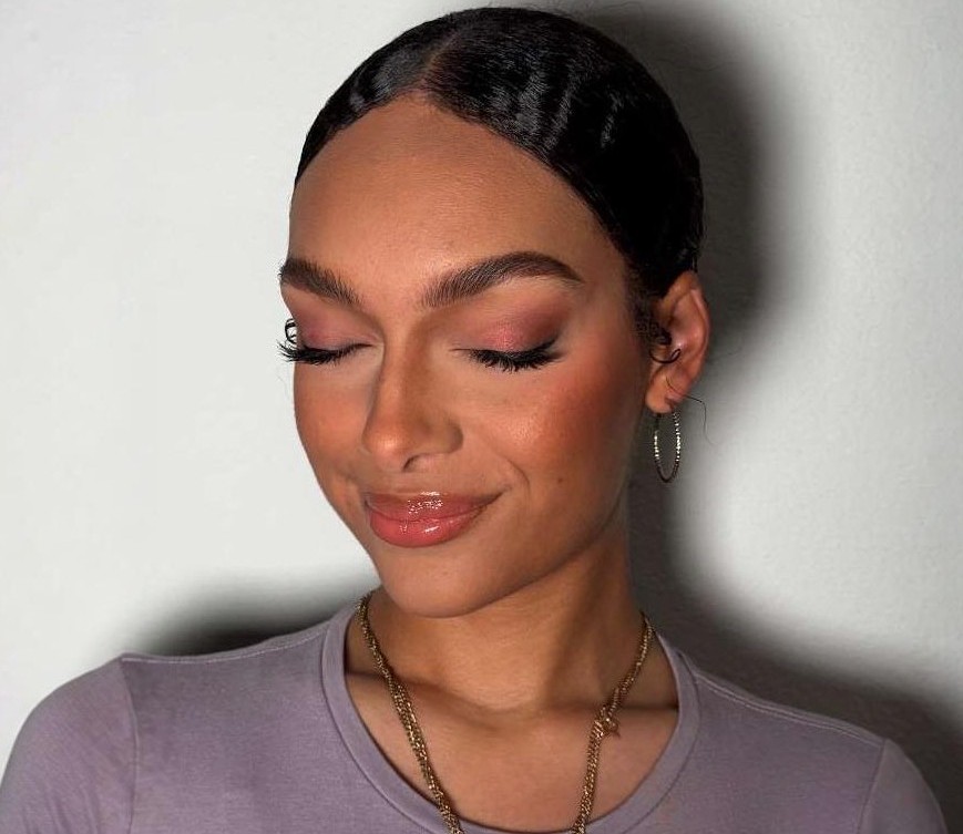 Luxury makeup artistry in Arizona by Lola